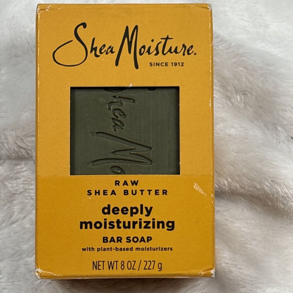 Shea Moisture Bar Soap Butter Deeply Moisturizing 8 oz (227 g) Green
